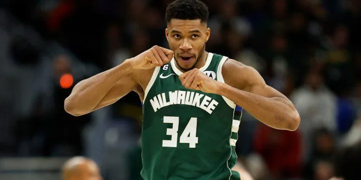 Milwaukee Bucks - Detroit Pistons Milwaukee Bucks - Detroit Pistons