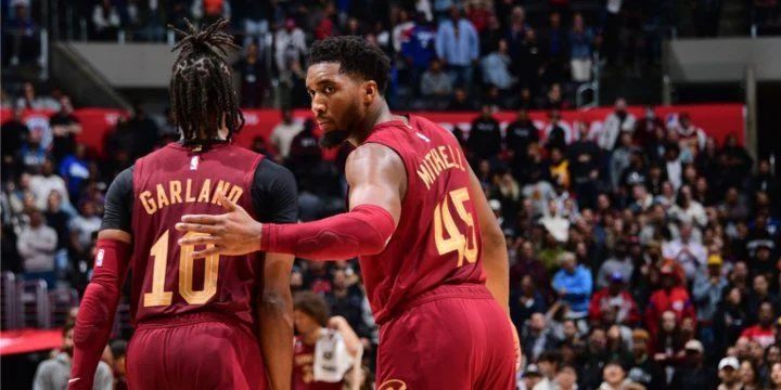 Golden State Warriors - Cleveland Cavaliers Golden State Warriors - Cleveland Cavaliers