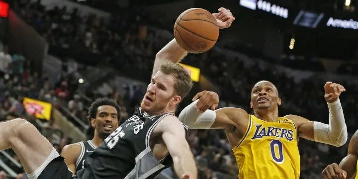 San Antonio Spurs - LA Lakers San Antonio Spurs - LA Lakers