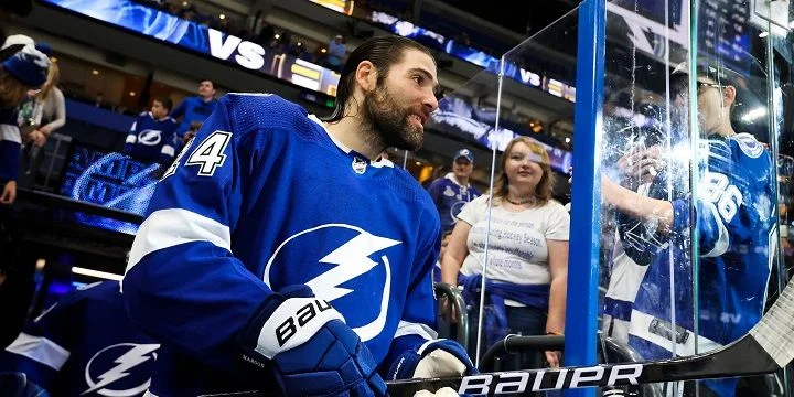 Tampa Bay Lightning - Toronto Maple Leafs Tampa Bay Lightning - Toronto Maple Leafs