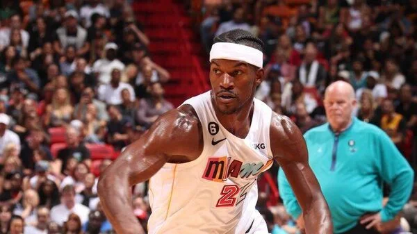 Miami Heat - Detroit Pistons Miami Heat - Detroit Pistons