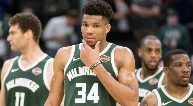 Milwaukee Bucks - Golden State Warriors Milwaukee Bucks - Golden State Warriors