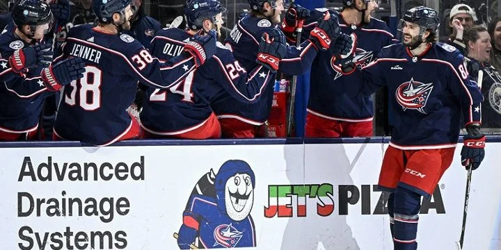 Chicago Blackhawks - Columbus Blue Jackets Chicago Blackhawks - Columbus Blue Jackets