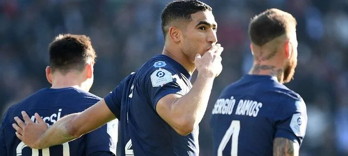 Paris Saint-Germain - Strasbourg Paris Saint-Germain - Strasbourg