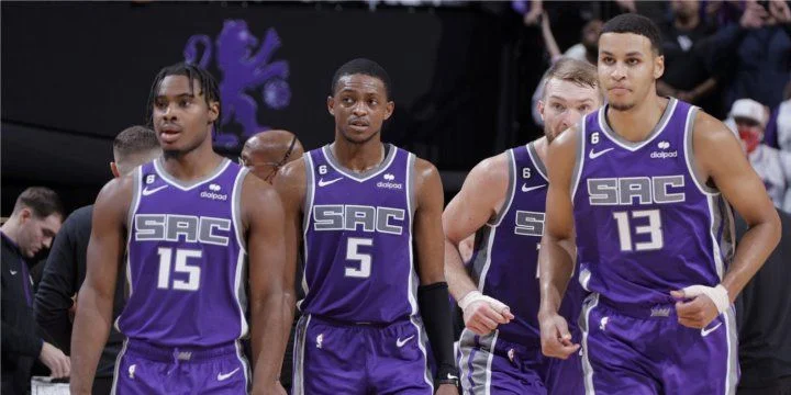 Sacramento Kings - LA Lakers Sacramento Kings - LA Lakers