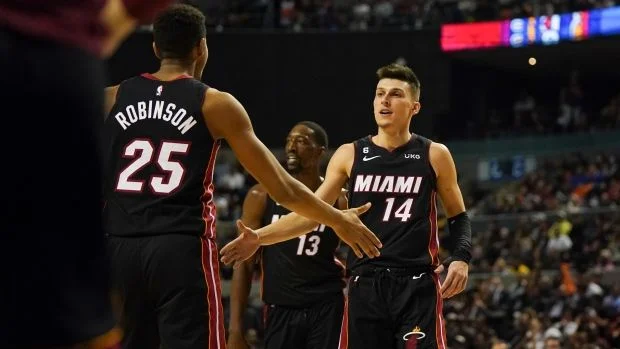 New Orleans Pelicans - Miami Heat New Orleans Pelicans - Miami Heat