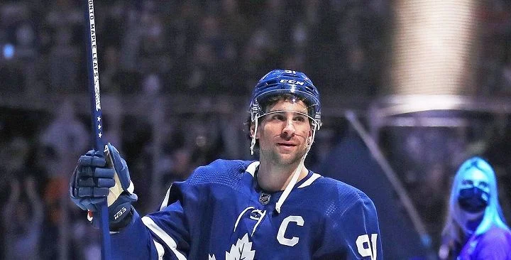 Toronto Maple Leafs - Boston Bruins Toronto Maple Leafs - Boston Bruins