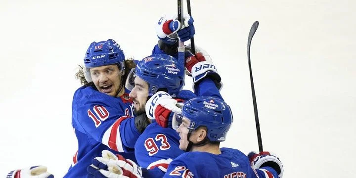 Vancouver Canucks - New York Rangers