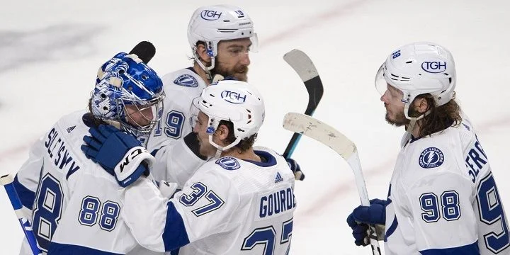 Tampa Bay Lightning - Buffalo Sabres Tampa Bay Lightning - Buffalo Sabres