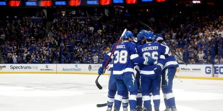 Detroit Red Wings - Tampa Bay Lightning Detroit Red Wings - Tampa Bay Lightning