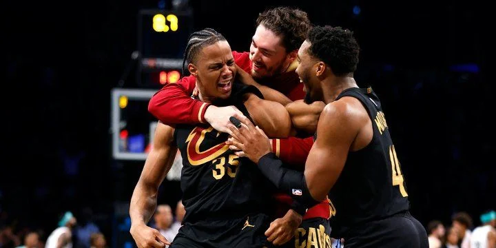 Cleveland Cavaliers - Houston Rockets Cleveland Cavaliers - Houston Rockets