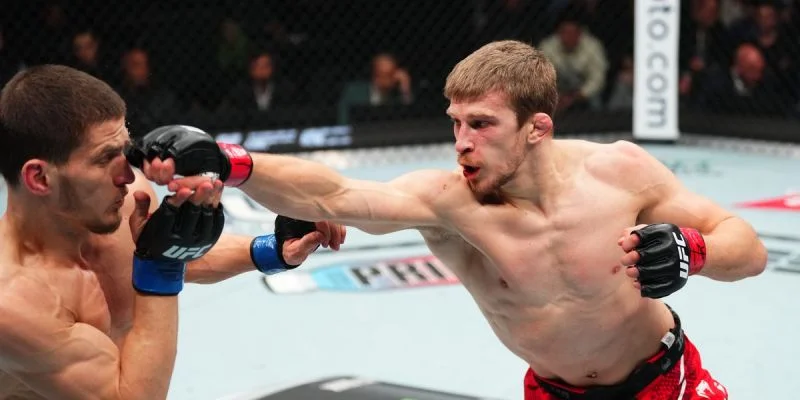 Arnold Allen vs Giga Chikadze Prediction and Betting Tips (28.07.2024) Arnold Allen vs Giga Chikadze Prediction and Betting Tips (28.07.2024)