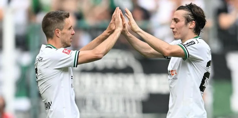 Borussia Moenchengladbach - Holstein Kiel