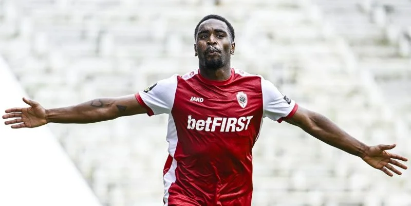 Royal Antwerp - St.Truiden Royal Antwerp - St.Truiden