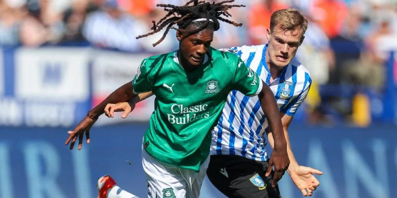 Plymouth Argyle - Cheltenham Town Plymouth Argyle - Cheltenham Town