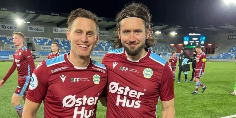 Sandnes - Aalesund Sandnes - Aalesund