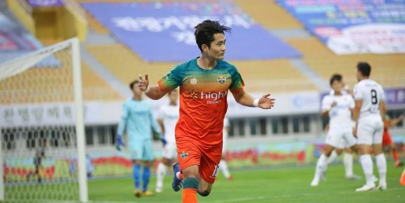 Gangwon FC - Gwangju FC Gangwon FC - Gwangju FC