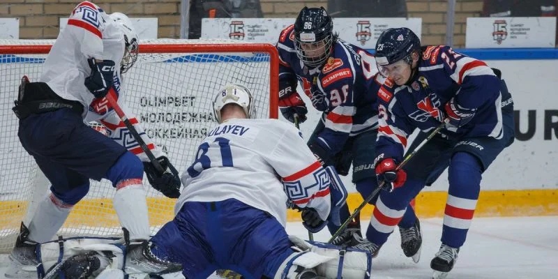 Kapitan Stupino - Amurskie Tigry Kapitan Stupino - Amurskie Tigry