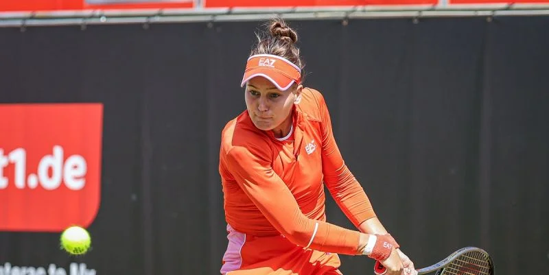 Veronika Kudermetova - Shuai Zhang Veronika Kudermetova - Shuai Zhang