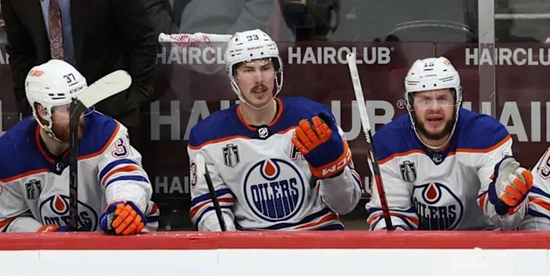 Edmonton Oilers - Winnipeg Jets Edmonton Oilers - Winnipeg Jets