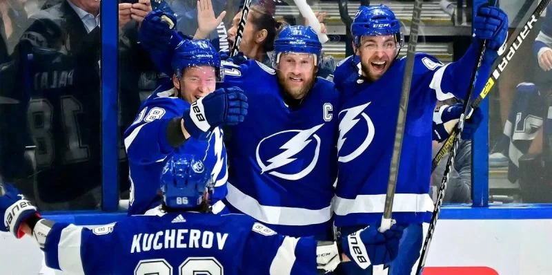 Tampa Bay Lightning - Nashville Predators Tampa Bay Lightning - Nashville Predators