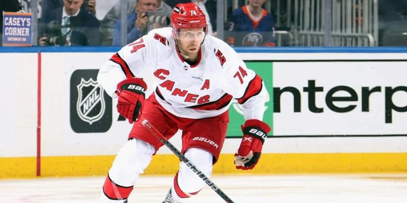 Carolina Hurricanes - Tampa Bay Lightning Carolina Hurricanes - Tampa Bay Lightning