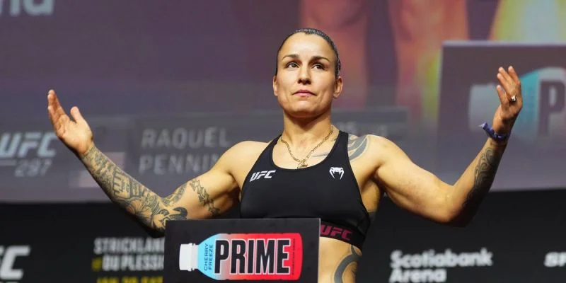 Raquel Pennington - Julianna Pena Raquel Pennington - Julianna Pena