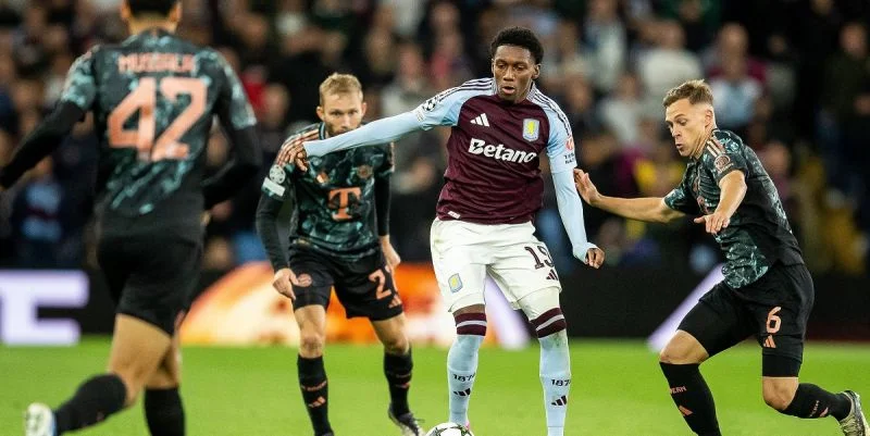 Aston Villa - Manchester United Aston Villa - Manchester United