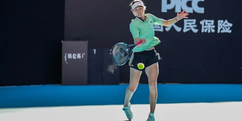 Amanda Anisimova - Cristina Bucsa Amanda Anisimova - Cristina Bucsa