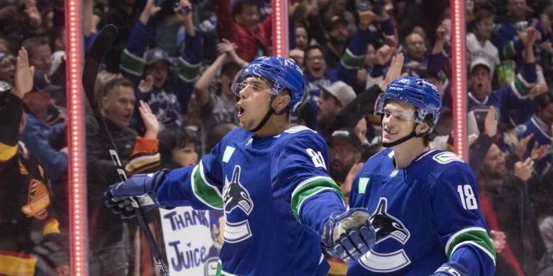 Vancouver Canucks - Philadelphia Flyers Vancouver Canucks - Philadelphia Flyers