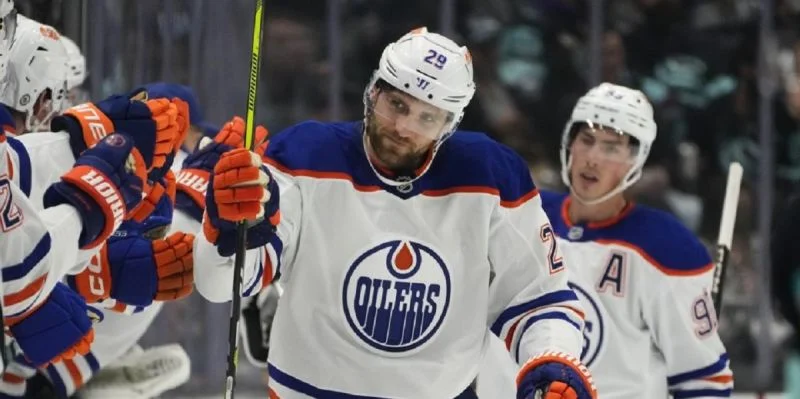 Edmonton Oilers - Chicago Blackhawks Edmonton Oilers - Chicago Blackhawks