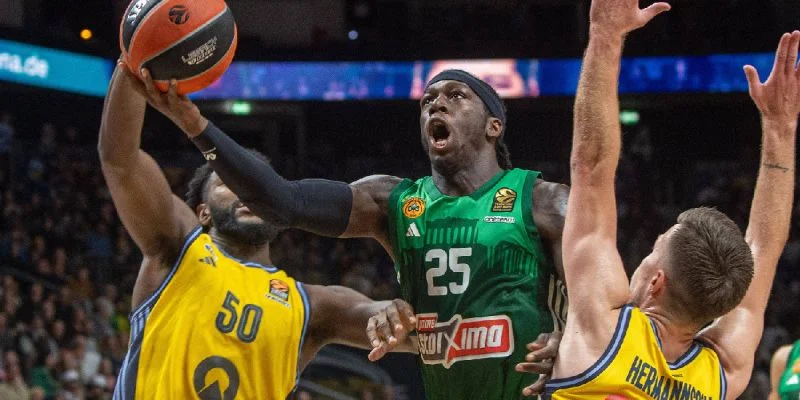 Paris Basketball - Panathinaikos Paris Basketball - Panathinaikos