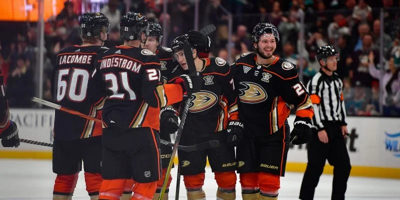 Anaheim Ducks - Los Angeles Kings Anaheim Ducks - Los Angeles Kings