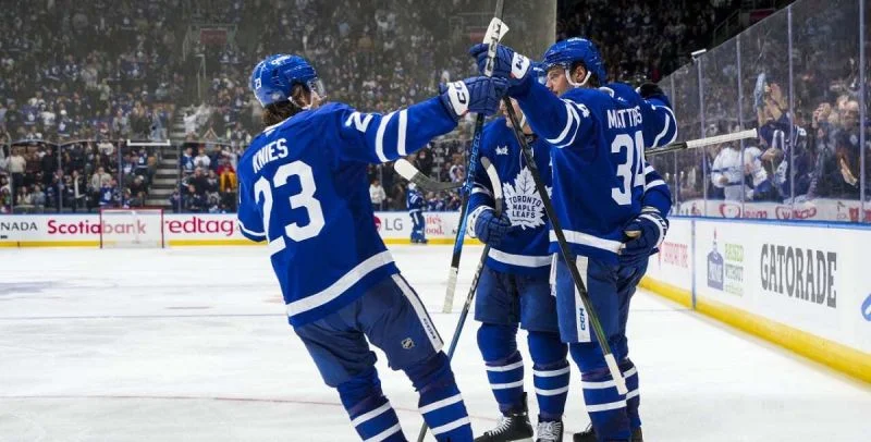 Toronto Maple Leafs vs Tampa Bay Lightning Predicción y Consejos de apuestas (22.10.2024) Toronto Maple Leafs vs Tampa Bay Lightning Predicción y Consejos de apuestas (22.10.2024)