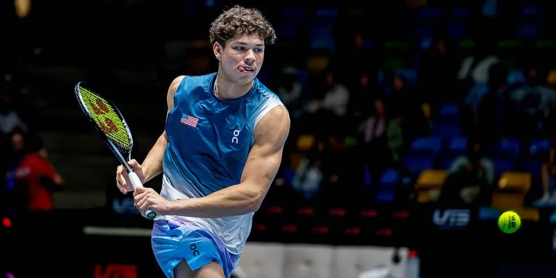 Tomas Etcheverry vs Ben Shelton Prediction and Betting Tips (22.10.2024) Tomas Etcheverry vs Ben Shelton Prediction and Betting Tips (22.10.2024)