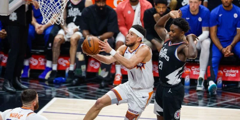 L. A. Clippers - Phoenix Suns L. A. Clippers - Phoenix Suns