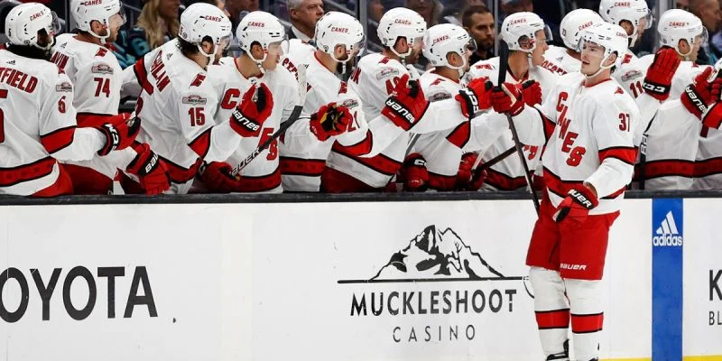 Vancouver Canucks - Carolina Hurricanes Vancouver Canucks - Carolina Hurricanes