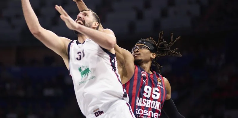 Paris Basketball - Saski Baskonia Paris Basketball - Saski Baskonia
