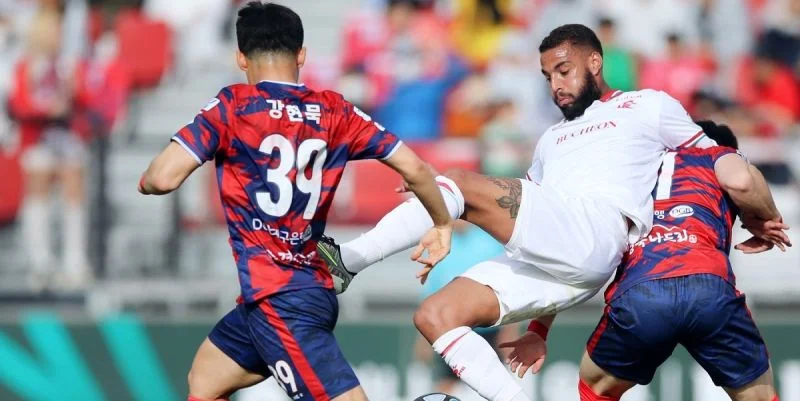 Gimcheon Sangmu vs Suwon FC Prediction and Betting Tips (02.11.2024) Gimcheon Sangmu vs Suwon FC Prediction and Betting Tips (02.11.2024)
