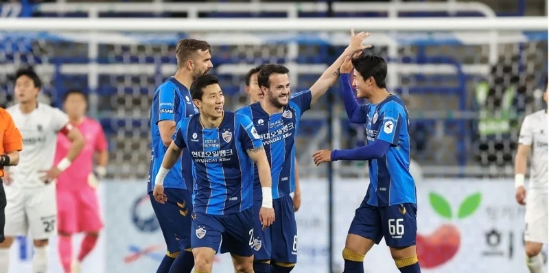 Bangkok United vs Lee Man FC Prediction and Betting Tips (06.11.2024) Bangkok United vs Lee Man FC Prediction and Betting Tips (06.11.2024)