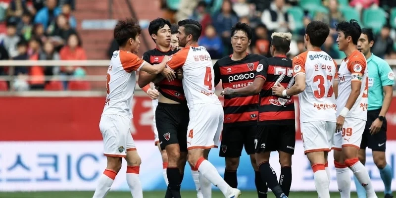 Pohang Steelers - Gimcheon Sangmu Pohang Steelers - Gimcheon Sangmu