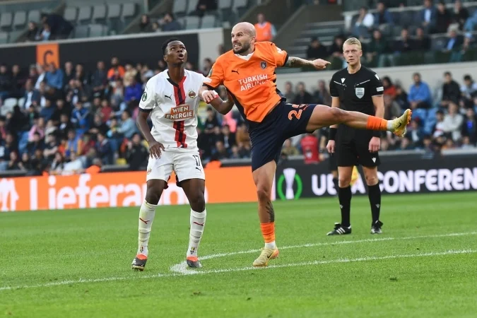 Istanbul Basaksehir - Besiktas Istanbul Basaksehir - Besiktas