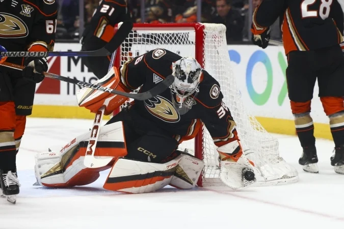 Anaheim Ducks - Columbus Blue Jackets Anaheim Ducks - Columbus Blue Jackets