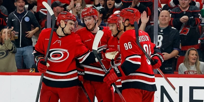 Vegas Golden Knights - Carolina Hurricanes