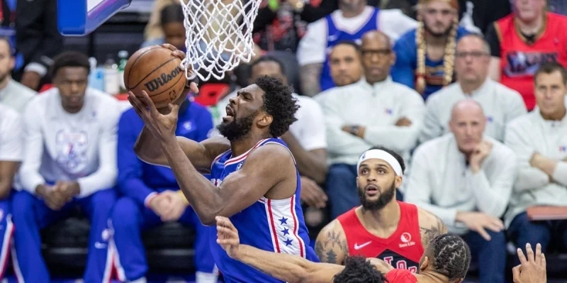 Philadelphia 76ers - L. A. Clippers Philadelphia 76ers - L. A. Clippers