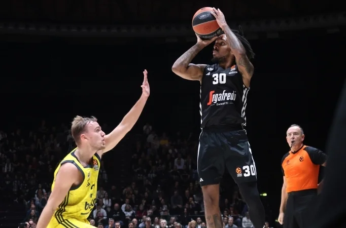 Paris Basketball - Virtus Segafredo Bologna Paris Basketball - Virtus Segafredo Bologna