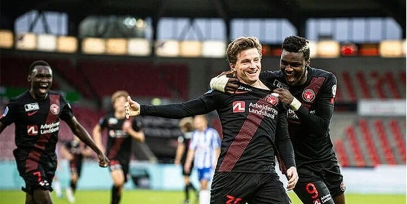 FC Midtjylland vs Eintracht Frankfurt Predicción y Consejos de apuestas (28.11.2024) FC Midtjylland vs Eintracht Frankfurt Predicción y Consejos de apuestas (28.11.2024)