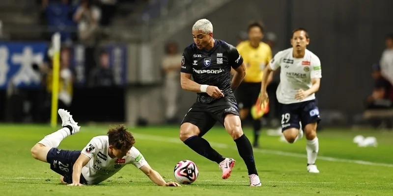 Albirex Niigata - Gamba Osaka Albirex Niigata - Gamba Osaka