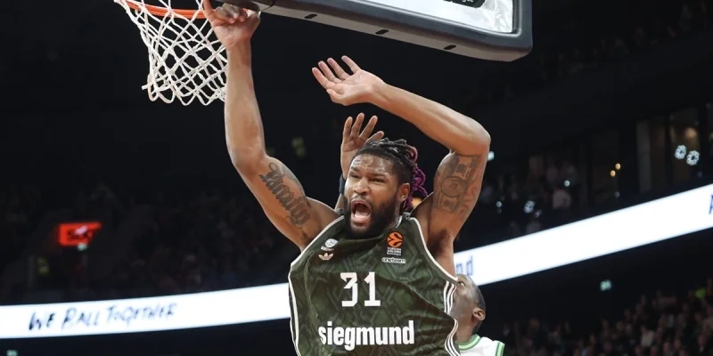 Anadolu Efes - FC Bayern Munchen Anadolu Efes - FC Bayern Munchen