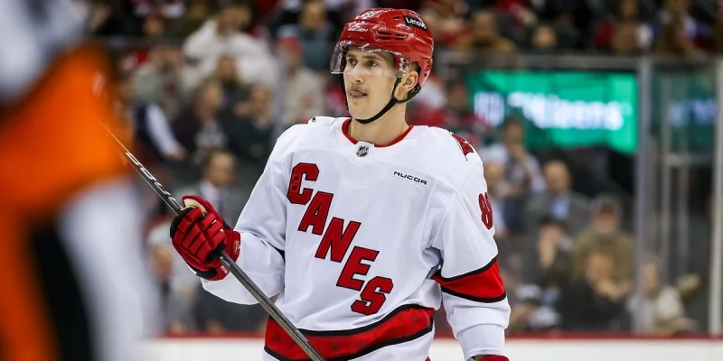 Carolina Hurricanes vs Colorado Avalanche Predicción y Consejos de apuestas (06.12.2024) Carolina Hurricanes vs Colorado Avalanche Predicción y Consejos de apuestas (06.12.2024)